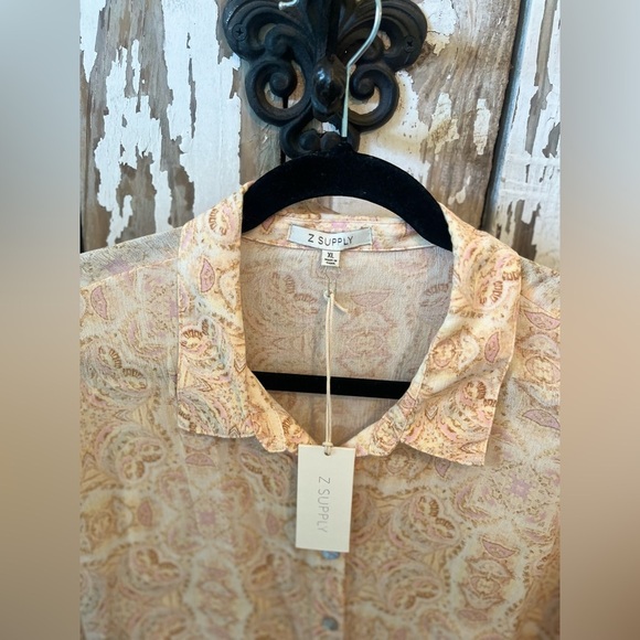 Z Supply Becca button up top size XL NWT - Picture 3 of 6